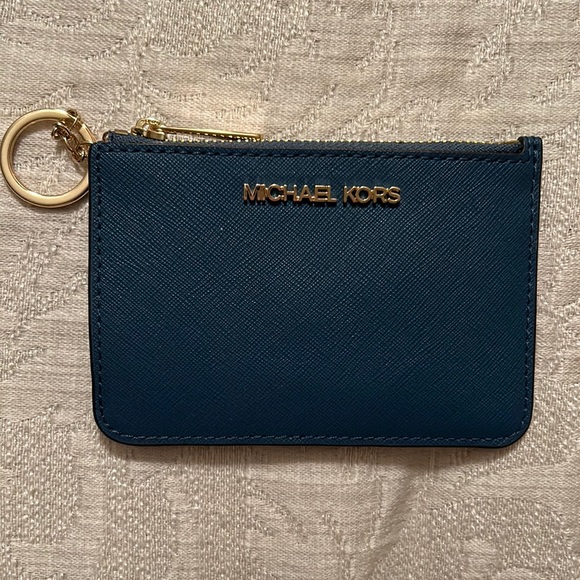 Michael Kors Handbags - Michael Kors credit card wallet